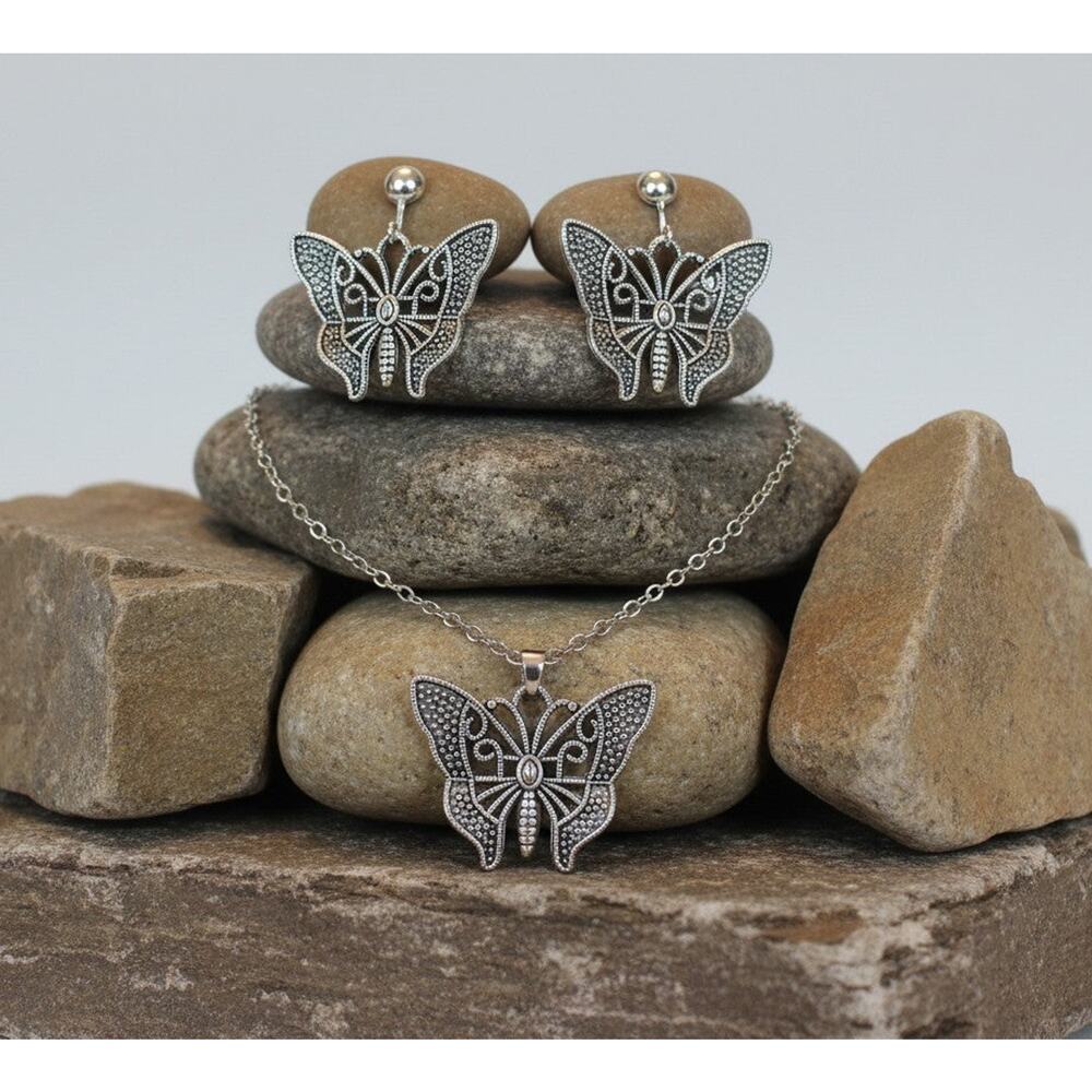 Clip on antique silver chain necklace and cutout butterfly pendant set